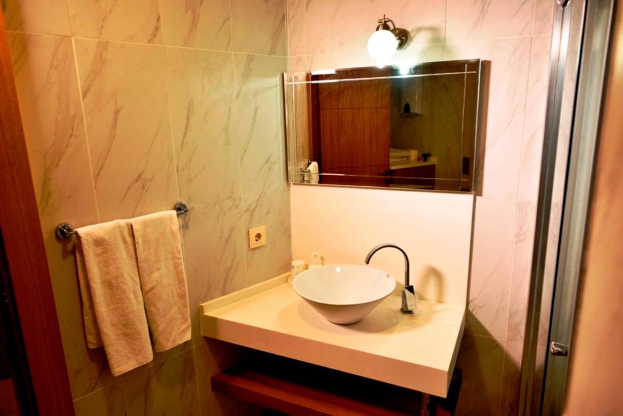 Watercastle Suites Erdemli Bagian luar foto